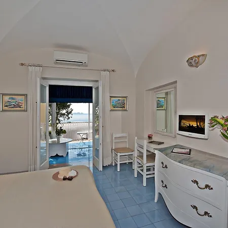 La Tartana 3*