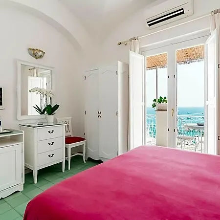 La Tartana Hotel