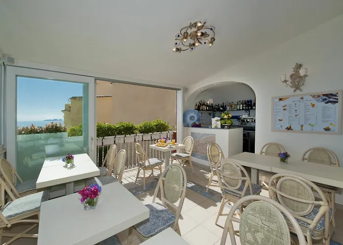 라 타르타나 호텔